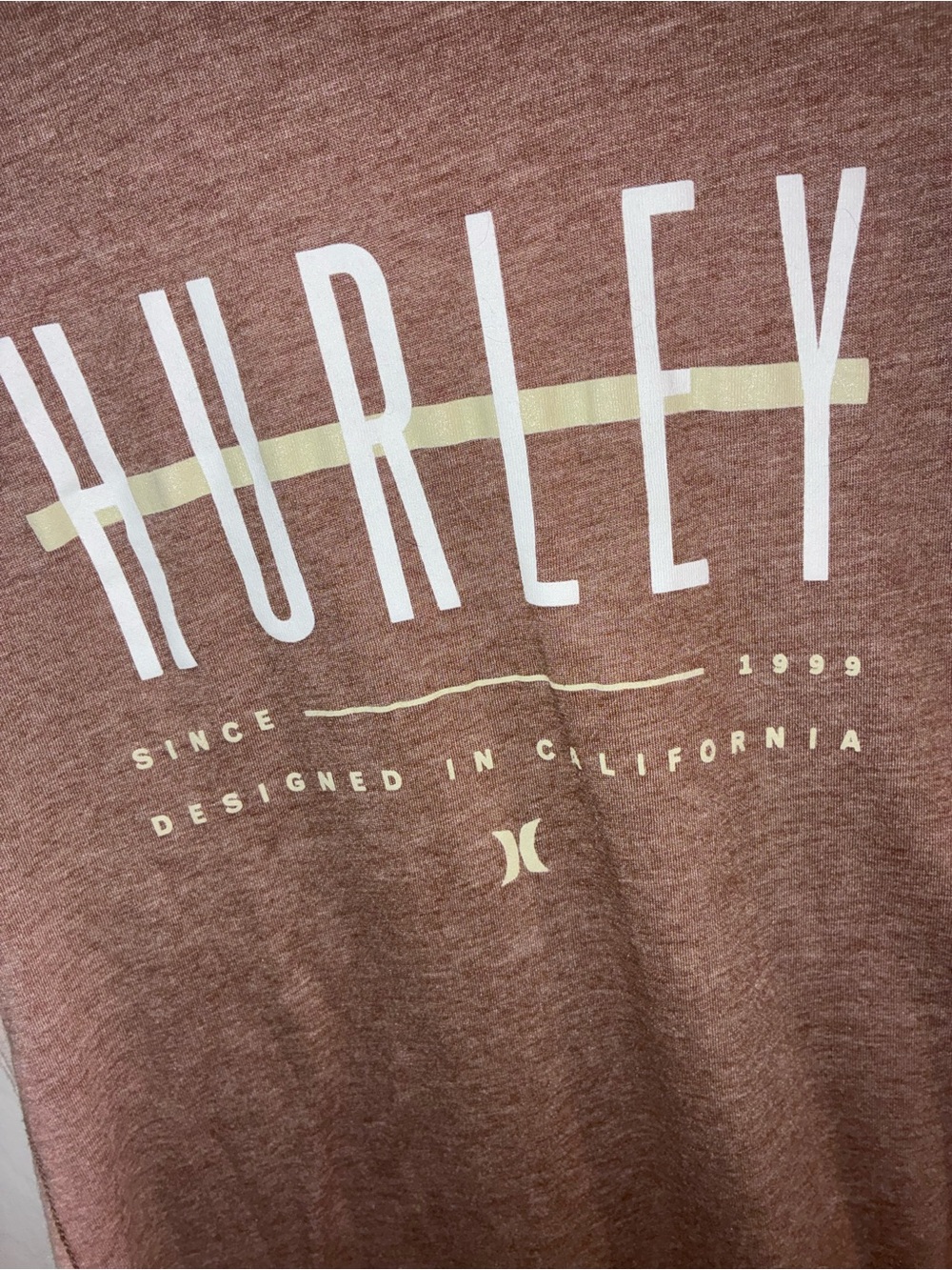 Hurley Pink Logo Tee and Brown Hurley Tee bundle - Picture 3 of 6